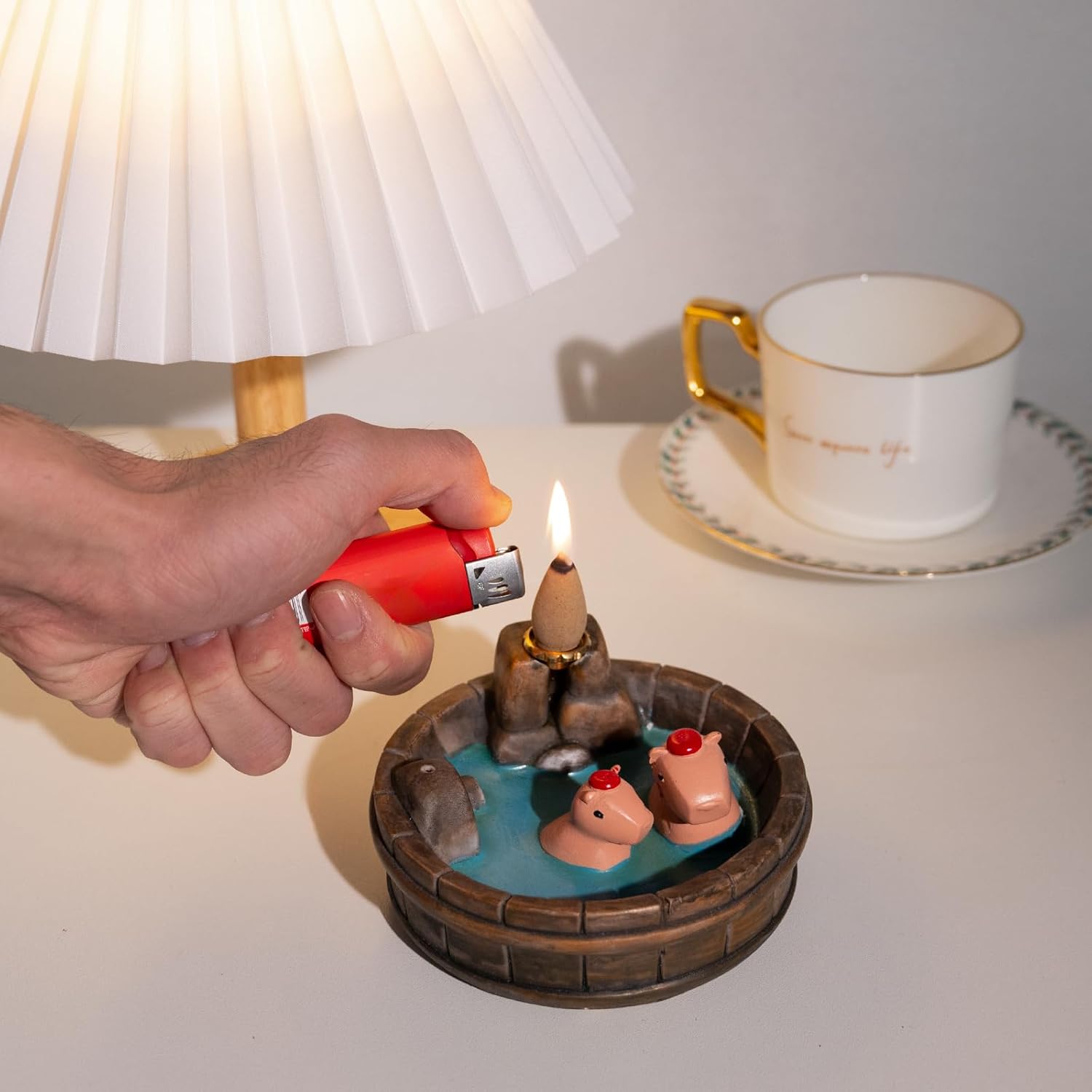 Capybara Backflow Incense Holder - Unique Design for Relaxation and Aromatherapy