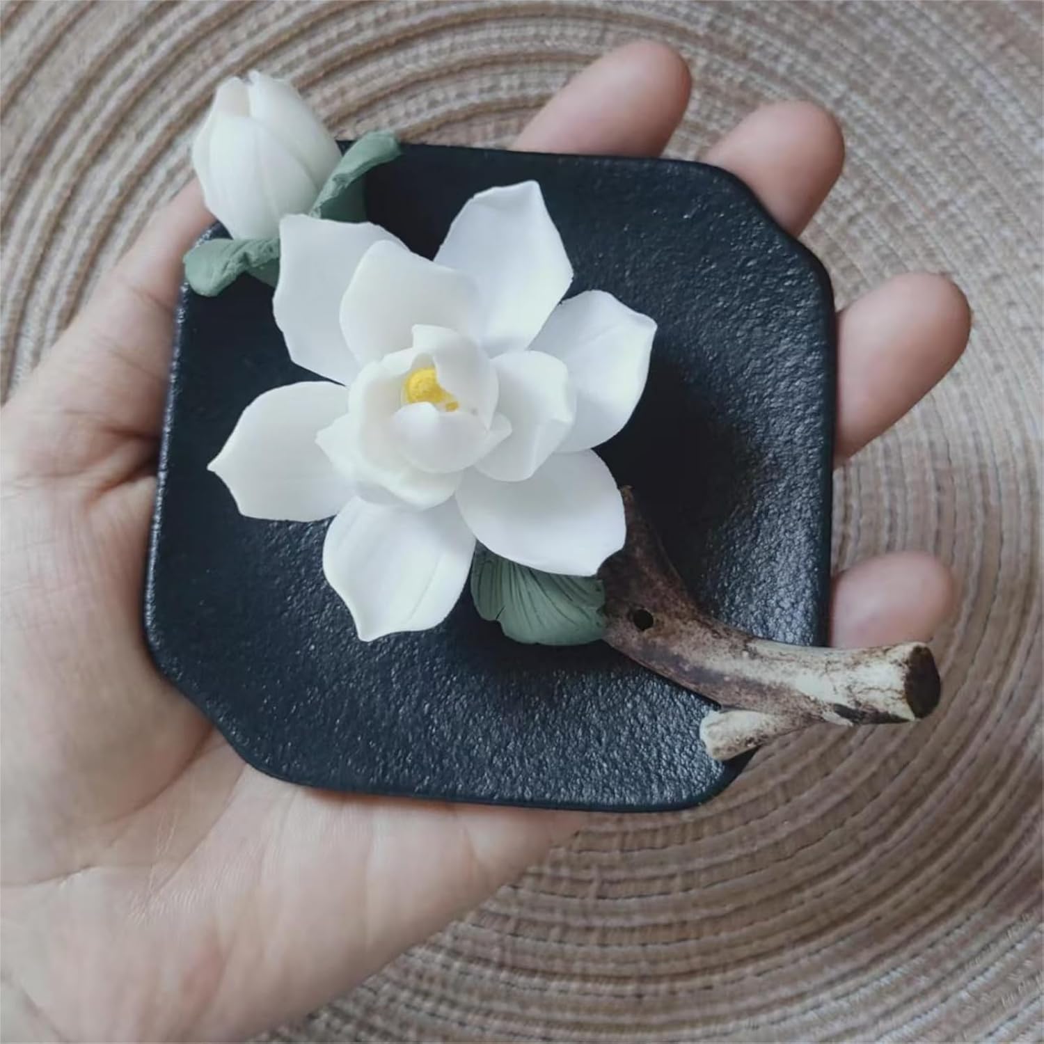 Fluox Fuya Handmade Ceramic Incense Holder