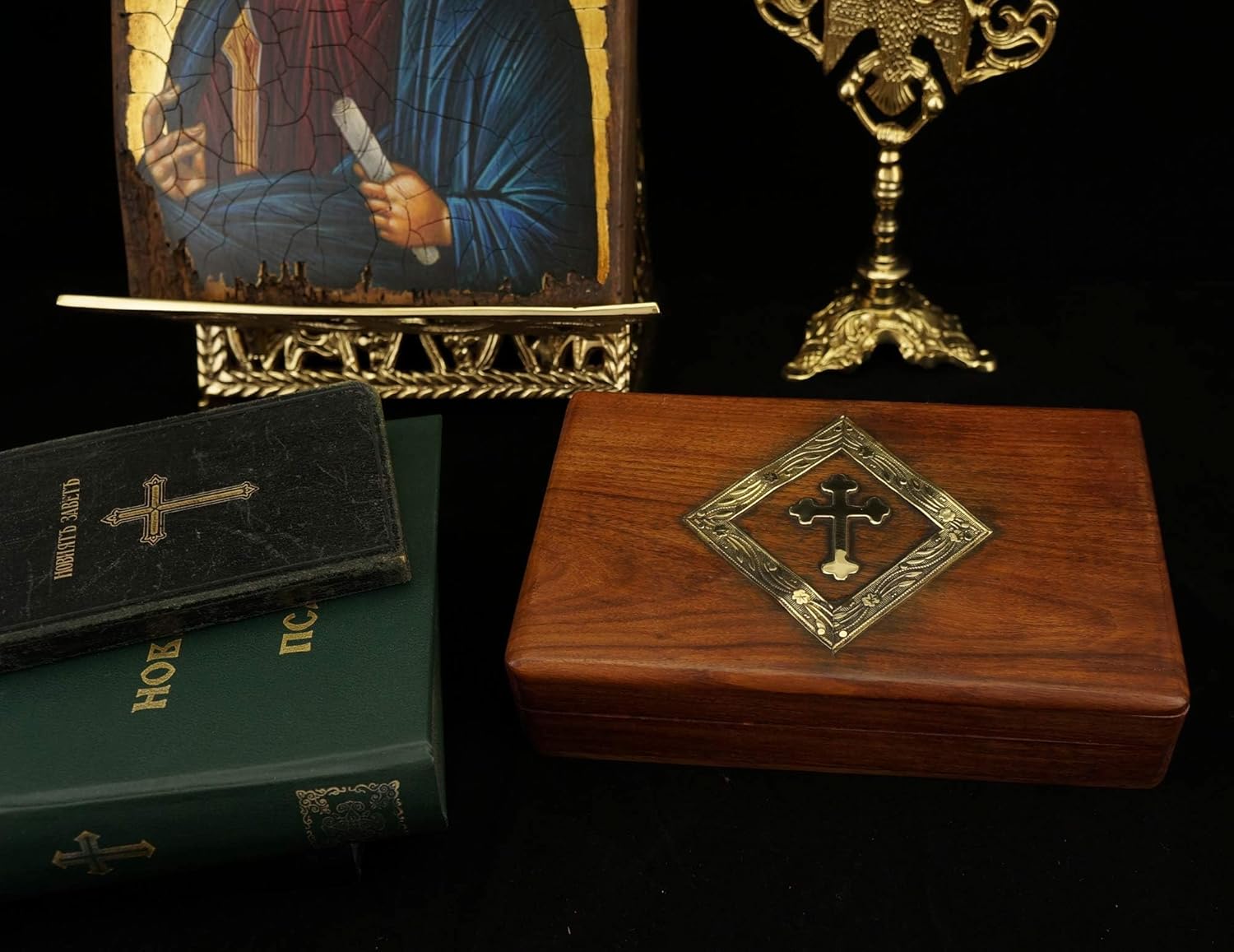 Keepsake Incense Storage Box with Hinged Lid and Metal Cross 1