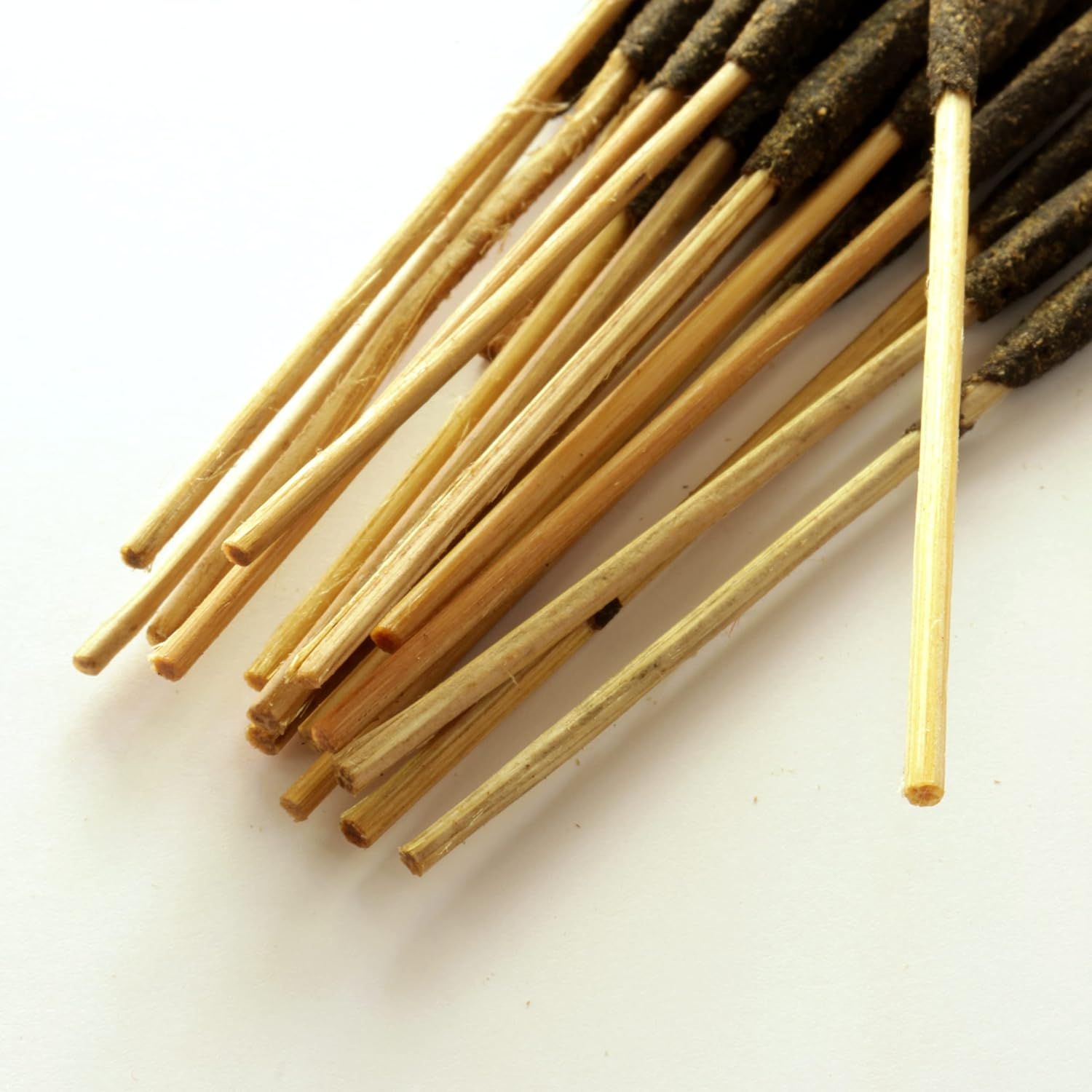 Oud Agarwood Incense Sticks - Handcrafted Luxury