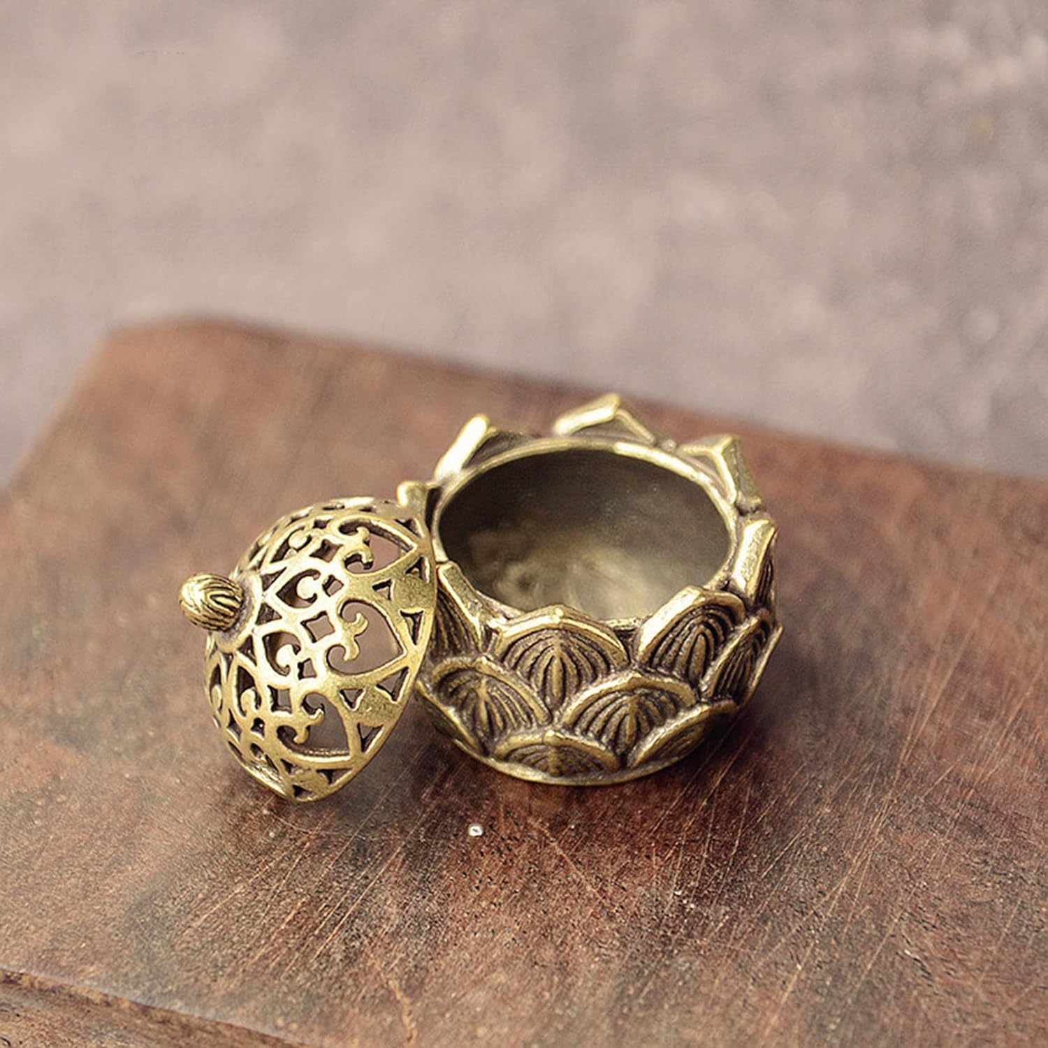 Gold Lotus Incense Burner for Home Fragrance