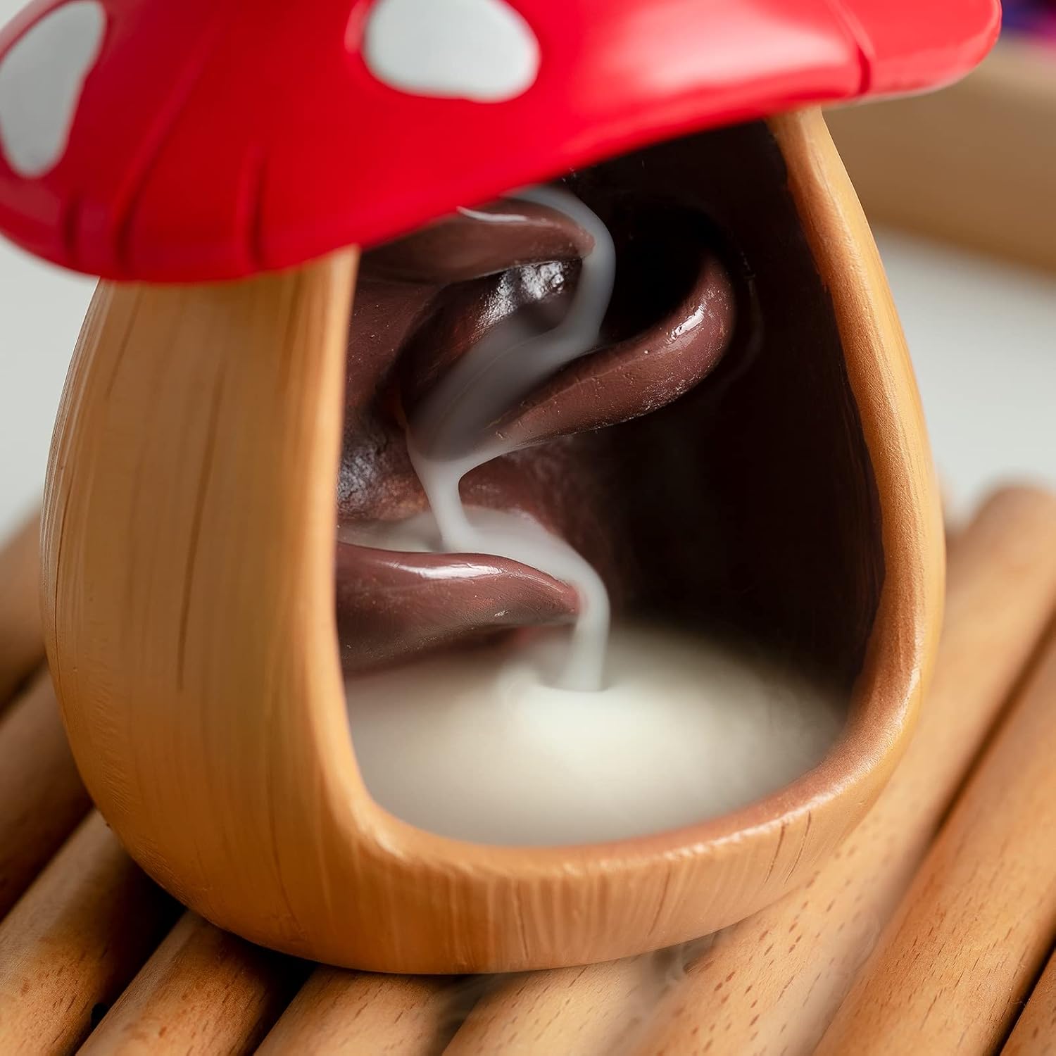 Cute Mushroom Incense Holder with 60 Cones Brown